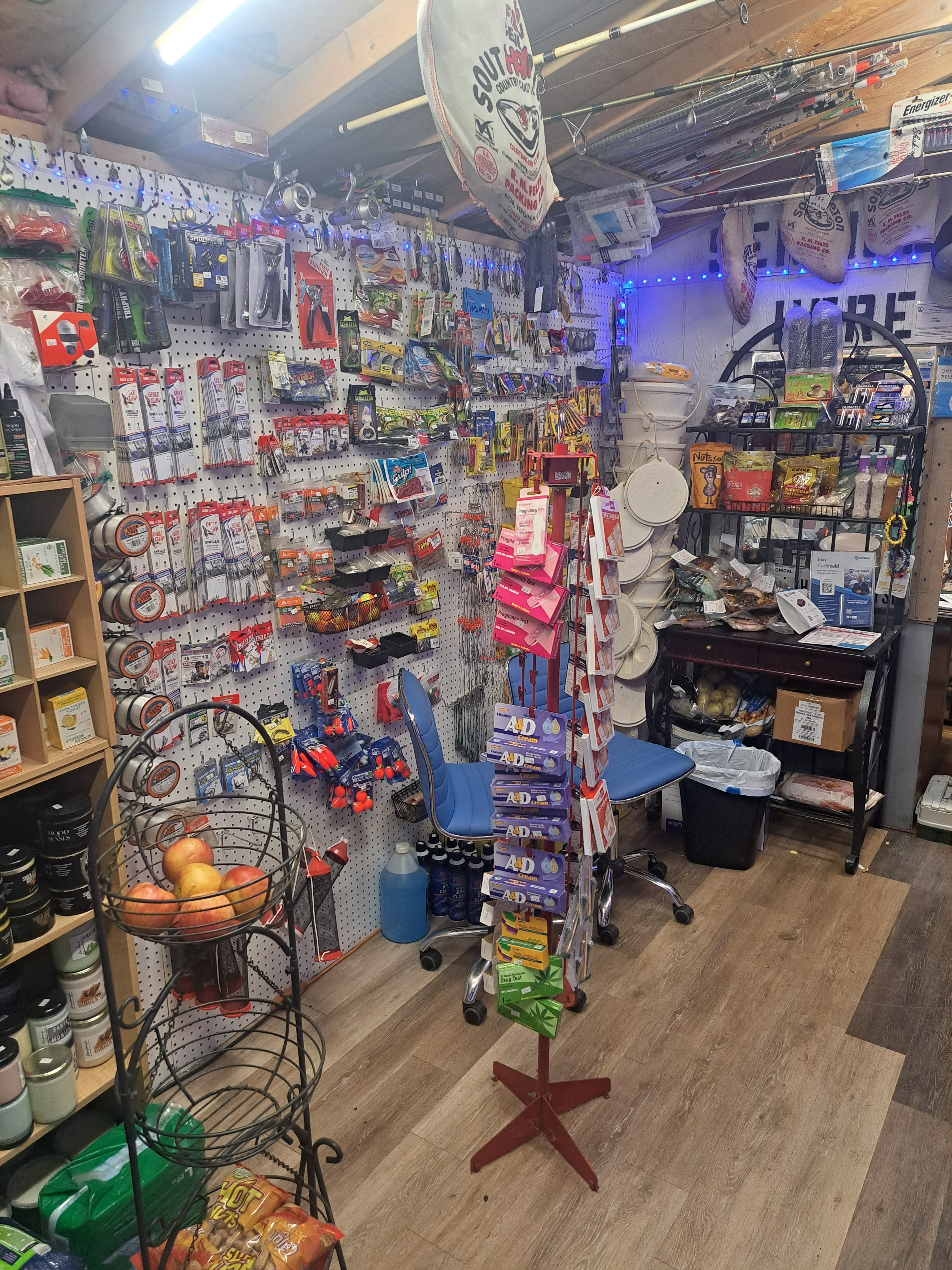 Nate's Bait & Market shop